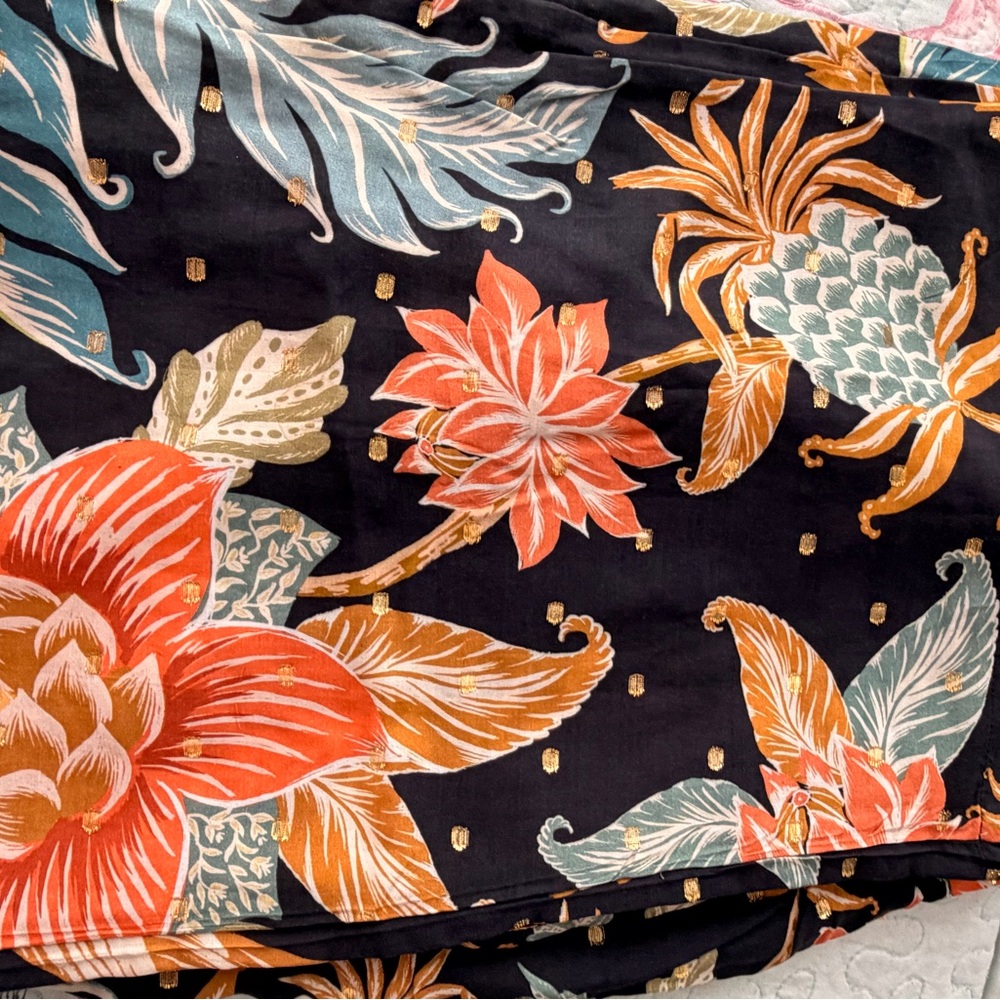 FARM Rio Multicolor Floral Straight Leg Pants - Picture 3 of 4